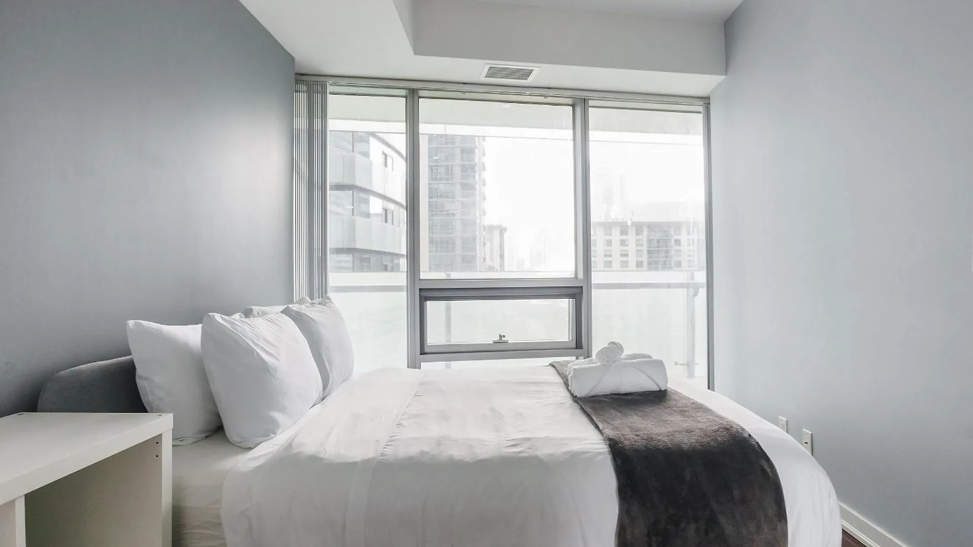 The One Apartment Toronto