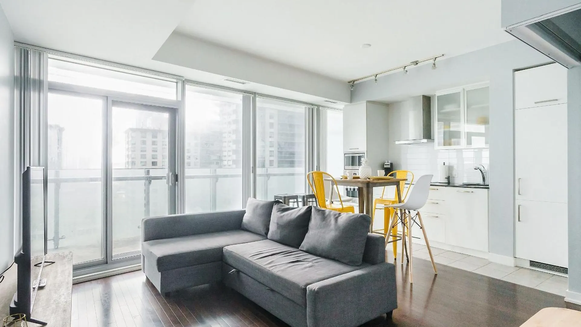 The One Apartment Toronto