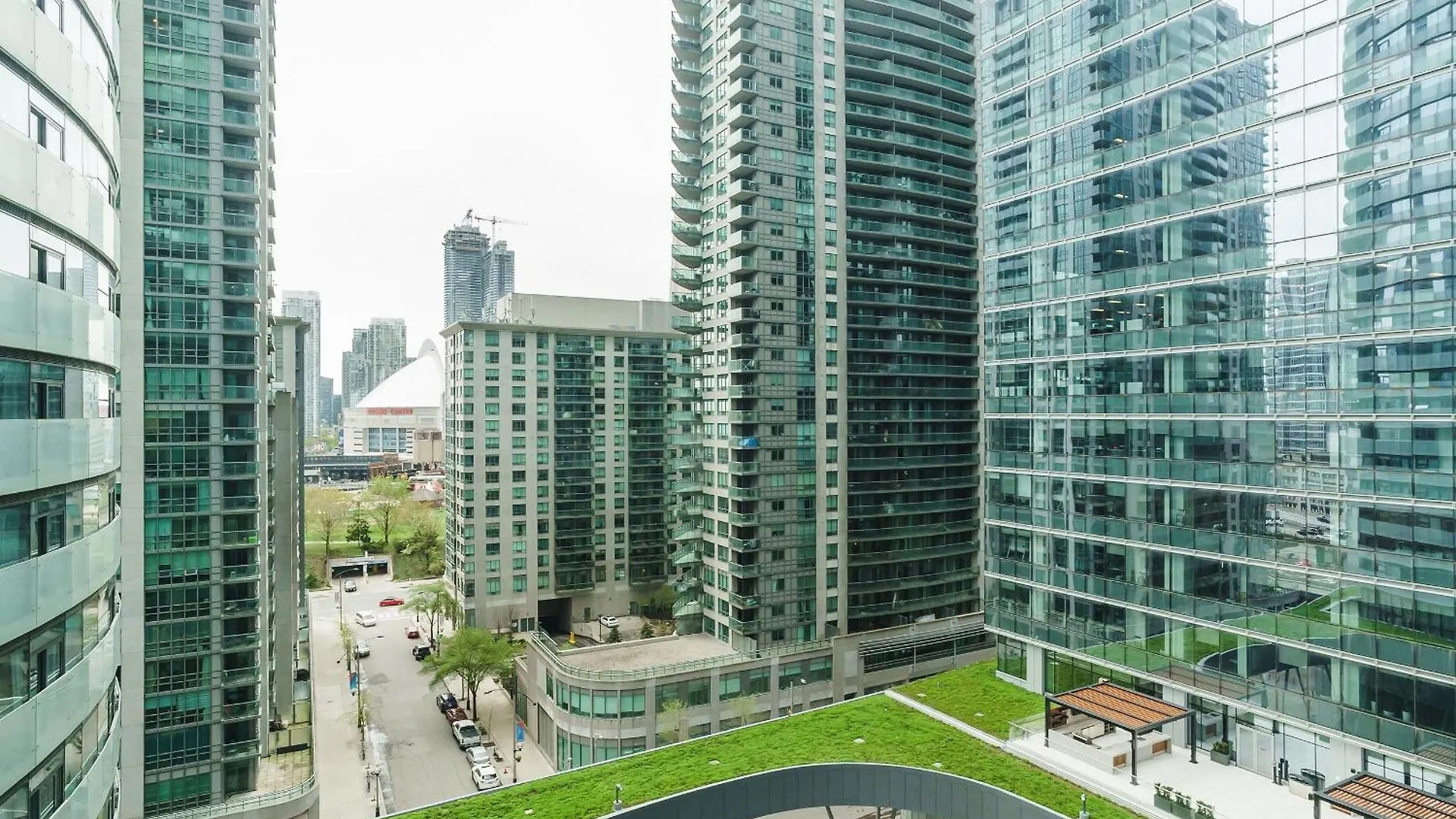 The One Apartment Toronto